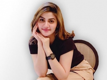 Hilda Vitria Latah Ikut 'Age Challenge', Malah Diledek Mirip Nenek Sihir