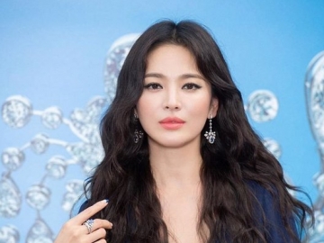 Rehat Sejenak Usai Perceraian, Song Hye Kyo Ingin Kenakan Mahkota di Hari Ulang Tahun