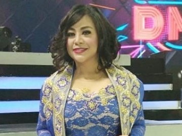 Annisa Bahar Disindir Mirip Rosa Meldianti Saat Terciduk Makan Berdua dengan Seorang Pria Misterius