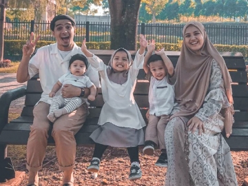 Nge-Prank Netizen Sukses, Ricky Harun Pastikan Donna Harun Tak Hamil dengan Vlog Ini