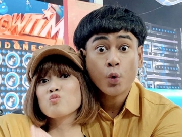 Chika Jessica Pamer Pose Makin Mesra dengan Dwi Andhika, Tapi Kok Malah Bikin Ngakak?