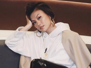 Agnez Mo Dapat Peringatan Hingga Dibandingkan dengan Putri Titi DJ Usai Sebarkan Informasi Penting