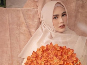 Kartika Putri Adakan Give Away Saat Kandungan Berusia 8 Bulan, Ini Syaratnya