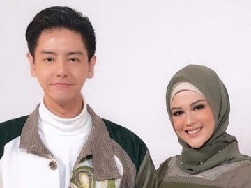 Pamer Foto di Resepsi Roger Danuarta dan Cut Meyriska, Arie Untung Malah Curhat Soal Ini