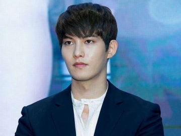 Tuai Hujat Karena Aktif di Instagram dan Goda Youtuber Cantik, Lee Jong Hyun CN Blue Tutup Akun