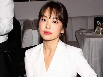 Penampilan Elegan Song Hye Kyo Tuai Nyinyiran, Disebut Makin Tua Hingga Mirip Ahjumma