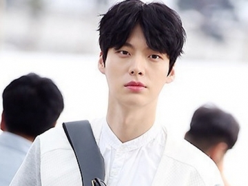 Terungkap Ahn Jae Hyun Suka Menyendiri Selama di Lokasi Syuting 'People With Flaws'