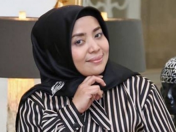 Muzdalifah Jual Istana Megah, 'Nasib' Makam Mantan Suami di Belakang Rumah Dipertanyakan