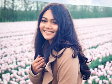Rina Nose Kembali 'Ribut' dengan Netizen Pasca Disentil Lagi Soal Pernikahan Ditunda
