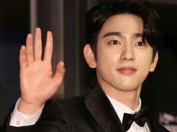 Jinyoung GOT7 Sukses Buat Fans Terpana Di Busan International Film Festival