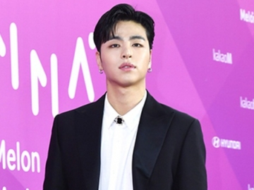 Bikin Fans Iri, Junhoe iKON Unggah Foto Cewek Ini di Instagram