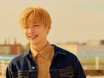 Keren di Foto Terbaru, Kang Daniel Ucapkan Terima Kasih ke Fans Hingga Ungkap Harapannya