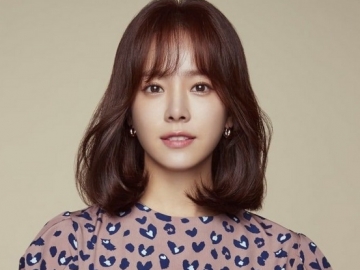 Han Ji Min Ungkap Kebahagian Menangkan Aktris Terbaik Tahun Lalu di Blue Dragon Film Awards