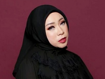 Hapus Postingan Kemarahan, Melly Goeslaw Mereda Hingga Tulis Kode Soal Beri Ampunan