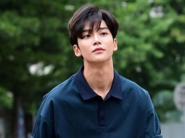 Sukses Bintangi 'Extraordinary You', Rowoon SF9 Sudah Banjir Tawaran Peran Utama Drama Tahun Depan 