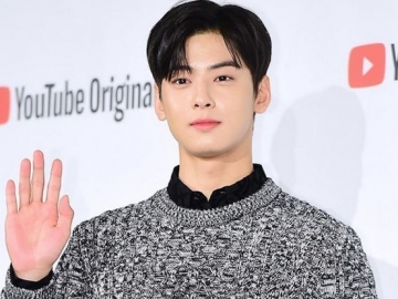 Bak Pangeran Negeri Dongeng di Acara Showcase Album Baru, Penampilan Cha Eun Woo Tuai Sorotan