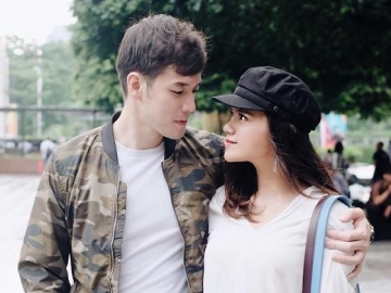 Audi Marissa  Pamer Foto Wajah Jelek Bareng Pacar, Warganet Bilang Makin Mirip