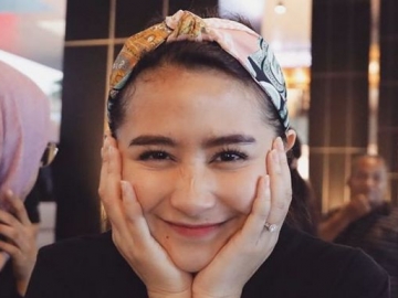 Prilly Latuconsina Mendadak Tutup Kolom Komentar, Terbukti Rebut Endy Arfian dari Safira Crespin?