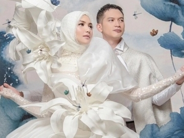 Citra Kirana dan Rezky Aditya Kompak Unggah Foto Ciuman Usai Nikah Bikin Baper