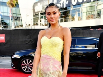 Agnez Mo Pinta Penggemar Dengarkan Lagu Baru, Malah Langsung Dibanjiri ‘Protes’