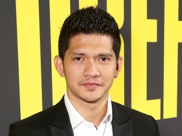 Dada Bidang Iko Uwais Terpampang Nyata Seraya Berendam di Kolam Renang, Bikin Fans Mimisan