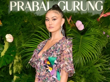 Agnez Mo ‘Nekat’ Buat MV Sendiri Tanpa Izin Agensi, Benarkah?