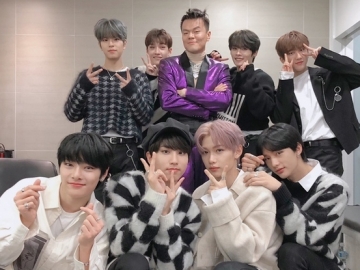 Park Jin Young Sempat Gugup Tampil di Acara Musik, Kehadiran Stray Kids Bikin Tenang