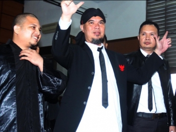 Jelang Hari Kebebasan Kuasa Hukum Ahmad Dhani Mampir ke Rutan Cipinang, Ada Apa?