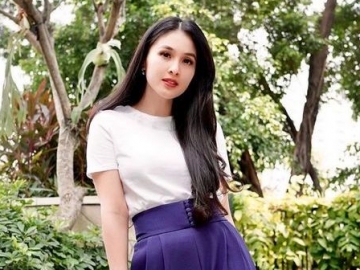Intip Penampilan Imut Sandra Dewi 'The Real Princess' Pakai Gaun Mini, Dijamin Langsung Jatuh Hati