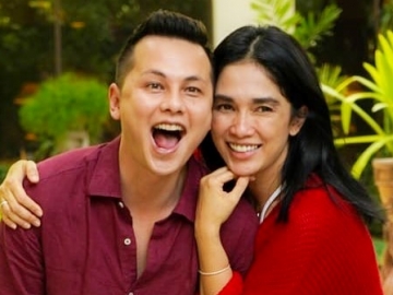 Cara Andhika Pratama Ucapkan Selamat Hari Ibu ke Ussy Sulistiawaty Kelewat Manis, Bikin Baper