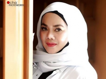  Tak Pernah Ikut Liburan, Sarita Sebut Jennifer Dunn 'Sungkan' ke Anak-Anak Faisal Harris 