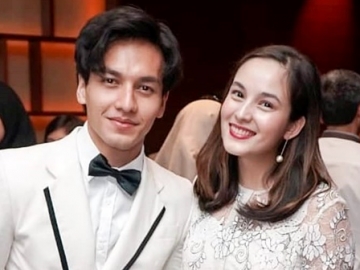 Putranya Sunggingkan Senyuman Bareng Chelsea Islan, Ibu Jefri Nichol Sebut Soal Mantan