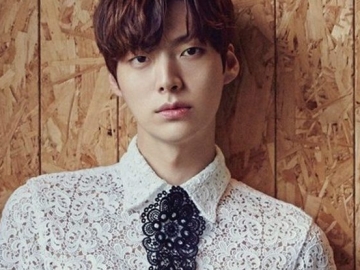 Ahn Jae Hyun Unggah Foto Sang Ibu, Netizen Malah Jadi Halu