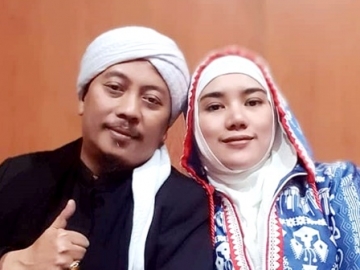 Ikutan Heboh Soal Bacaan Iqra Dikaitkan Virus Korona, Bebi Silvana Istri Opick Minta Maaf