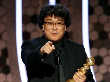 Kalahkan Sutradara Sekelas Quentin Tarantino, Bong Joon Ho Tertunduk di Belakang Panggung Oscar