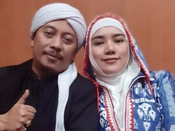 Heran dengan Muslimah yang Tak Berhijab, Istri Opick Langsung 'Disentil' Sederet Artis Ini