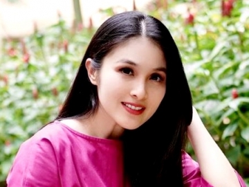 Momen Langka, Sandra Dewi ‘Ngotot’ Samakan Diri dengan ‘Pacar’ Hyun Bin