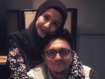 Hapus Foto Suami Tulis 'Tak Ada Yang Abadi', Laudya Cynthia Bella Sempat Lakukan Ini Bareng Emran