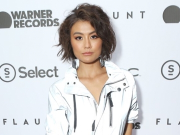 Artis Indonesia Pertama Lagi, Agnez Mo Dipilih iHeartRadio Jadi Inspirasi Style Malam Minggu