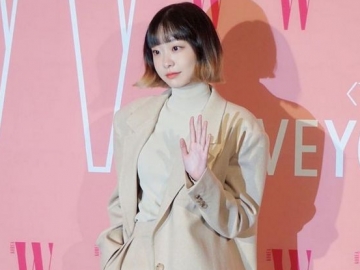 Biasa Garang di 'Itaewon Class', Penampilan Imut Kim Dami di Majalah Bikin Netter Pangling
