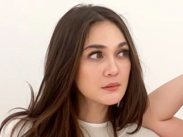 Luna Maya Buat ‘ON’ MV Reaction Bareng Ayu Dewi Cs, Beri Geng Mentri Ceria ‘Asupan’ Soal BTS