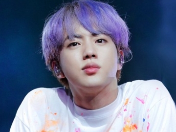 Tranformasi Jin BTS Dari Tampilan Polos Hingga Penuh Make Up Bikin Pangling