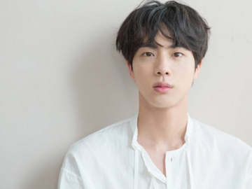 Disebut Paling Imut Ketika Mabuk Oleh Fans, Jin BTS: Cutie Pie Seokjjinni