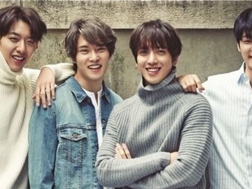 Selesai Wamil, Member CN BLUE Pamer Foto Reunian