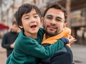 Raffi Ahmad Kembali Tunjukkan Usaha Cegah Corona, Rambut Baru Sang Putra Bikin Salfok