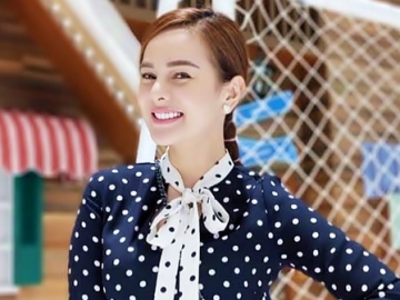 Astrid Tiar Bombardir Foto Selfie Imut Bak Gadis Remaja, Mirip Chelsea Islan?