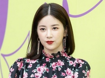 Genap Berusia 30 Tahun, Wajah Awet Muda Chorong A Pink Bikin Netizen Takjub