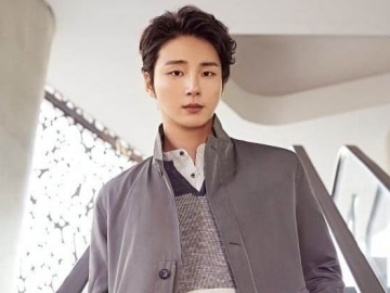 Berambut Gondrong, Yoon Shi Yoon Dipuji Seksi