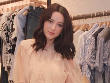 Julie Estelle Akhirnya Go Public Pacar Baru, Audy Item Hingga Dian Sastro Beri Komentar