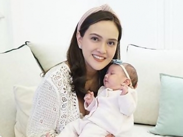 Cegah Stres, Shandy Aulia Dandan Cantik Meski Cuma Menyusui Anak